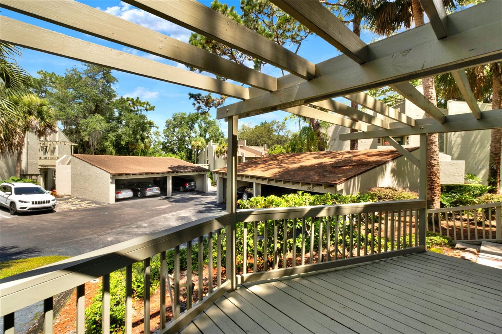 FAIRWAY VILLAS - Residential