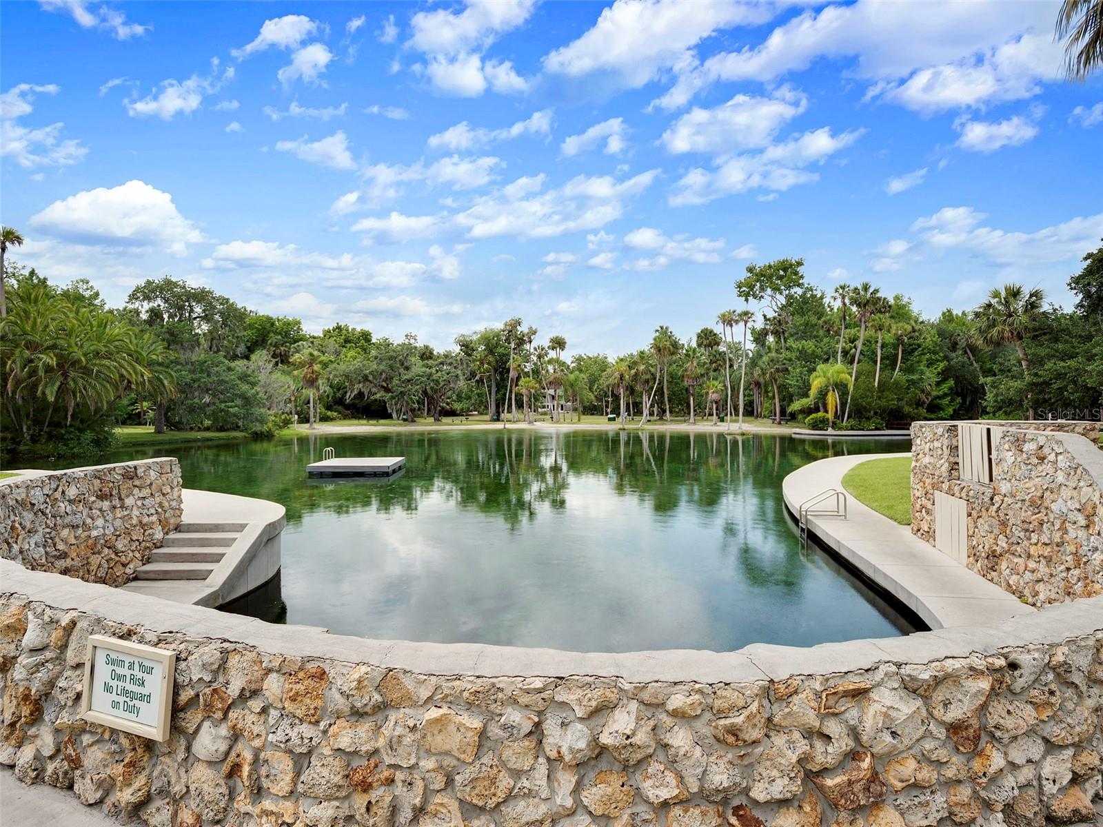 FAIRWAY VILLAS - Residential