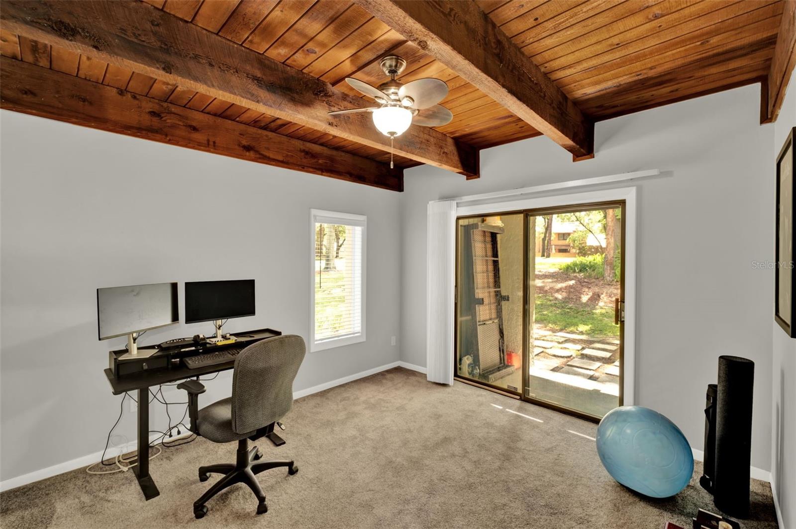 FAIRWAY VILLAS - Residential