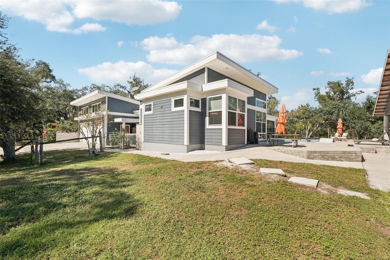 RANCHES AT MOSSY HAMMOCK - Residential