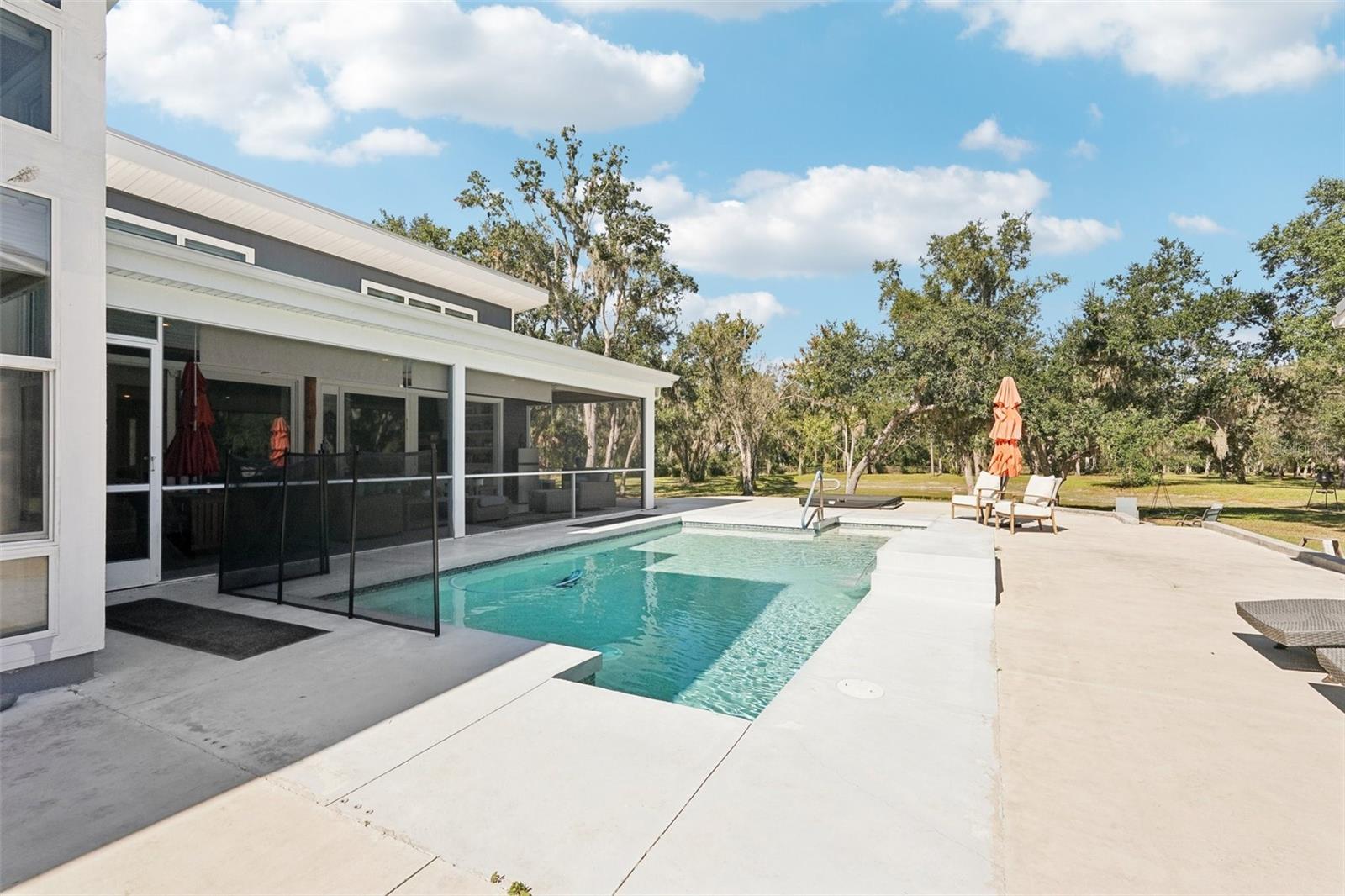 RANCHES AT MOSSY HAMMOCK - Residential