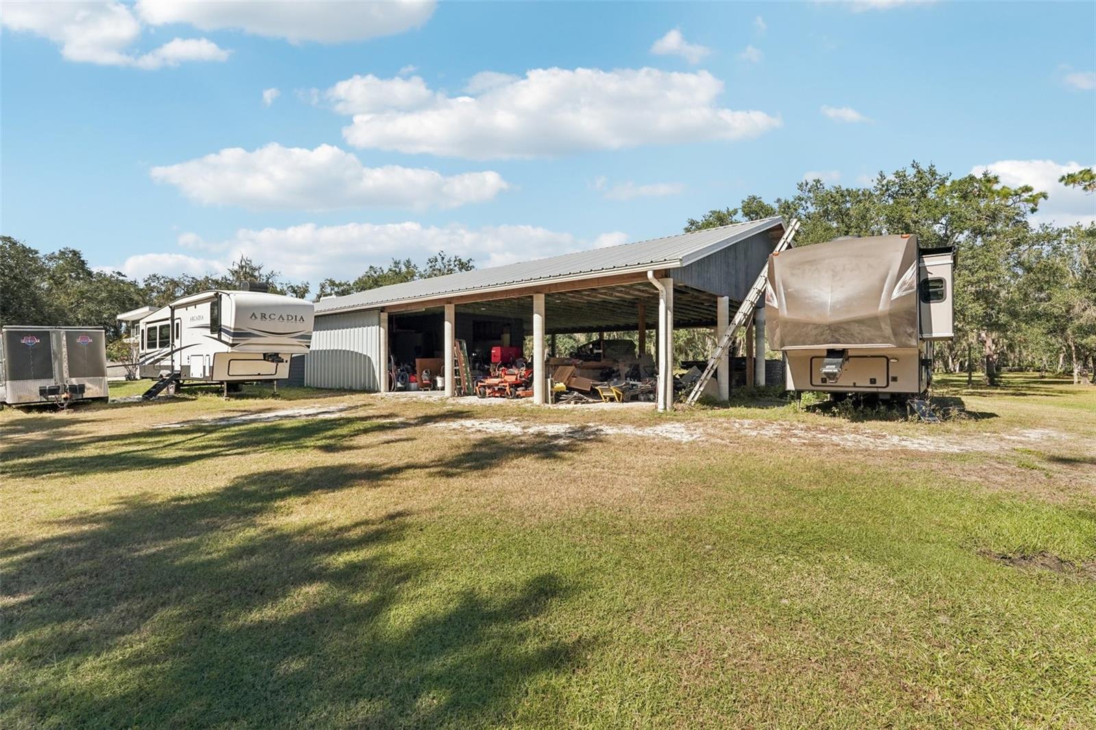 RANCHES AT MOSSY HAMMOCK - Residential