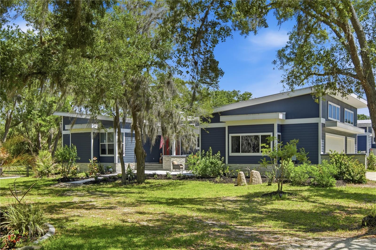 RANCHES AT MOSSY HAMMOCK - Residential