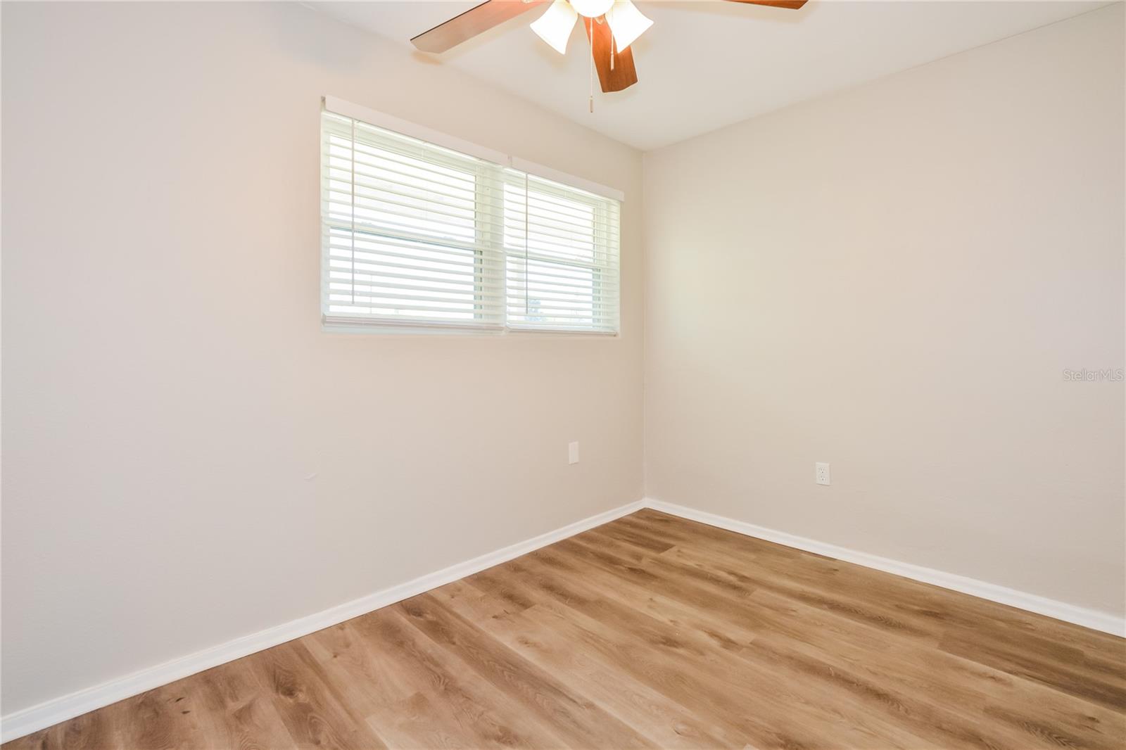 ENGELWOOD PARK - Residential Lease