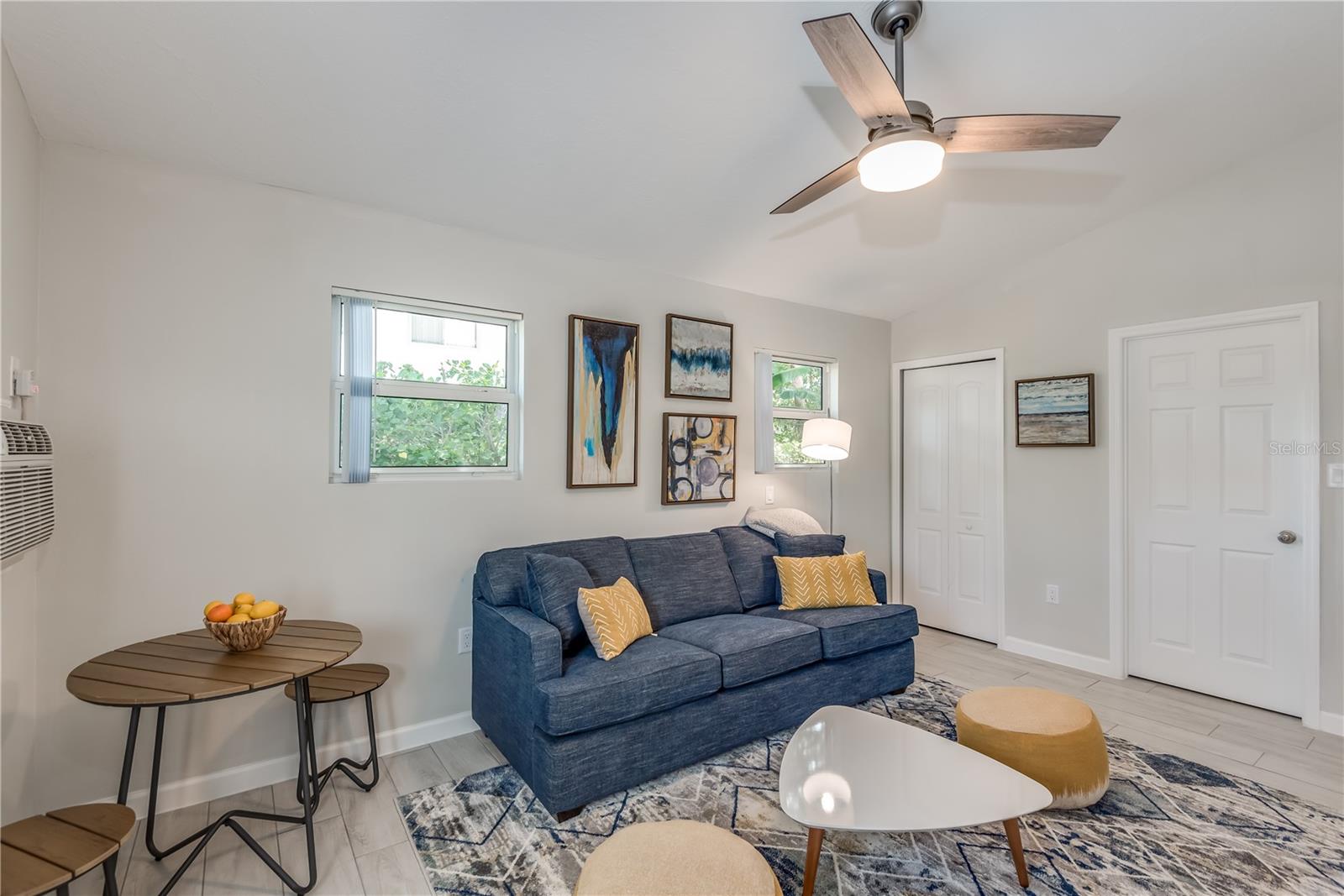 VILLAGES/SEAPORT TWNHSE BLDG 1 - Residential Lease