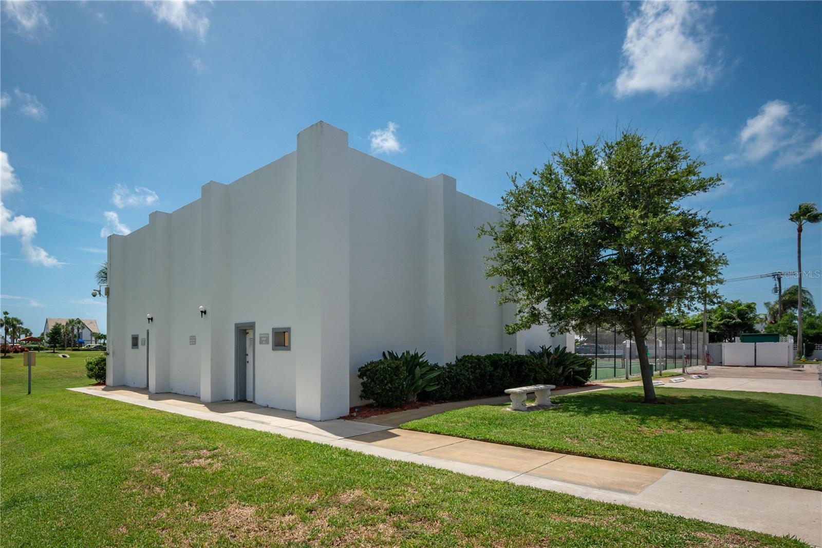 VILLAGES/SEAPORT TWNHSE BLDG 1 - Residential Lease