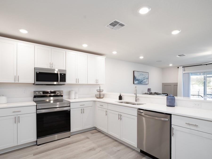 2763 WALDEN TOWN CIRCLE