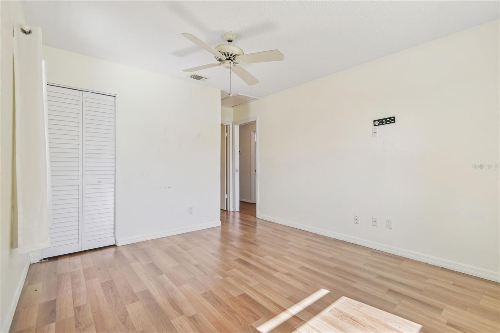 GLOUCESTER N CONDO - Residential