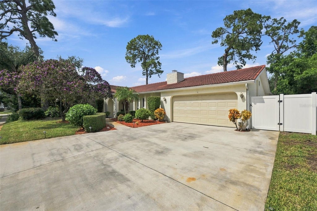 Photo of 13569 91st Avenue, Seminole, FL 33776 (MLS # TB8553584)