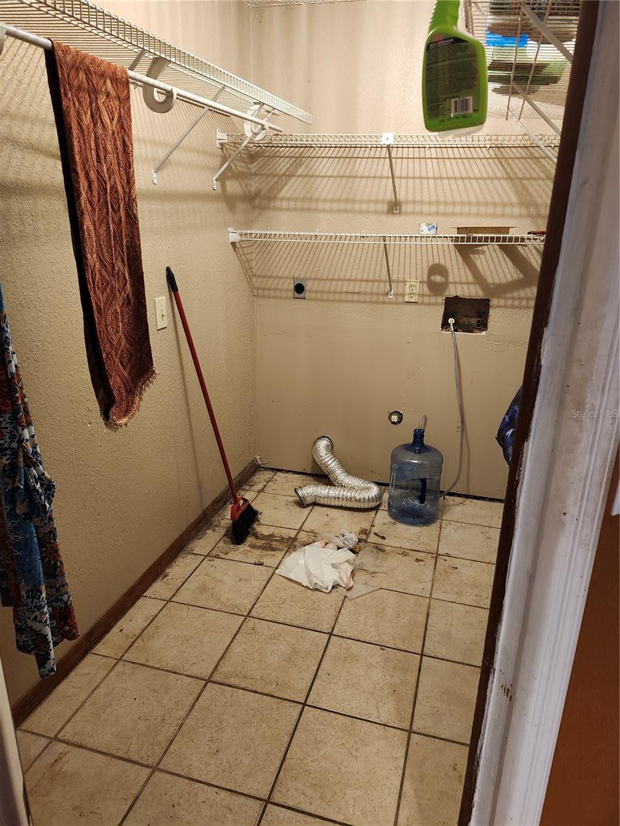 PINEBROOK ESTATES - Residential