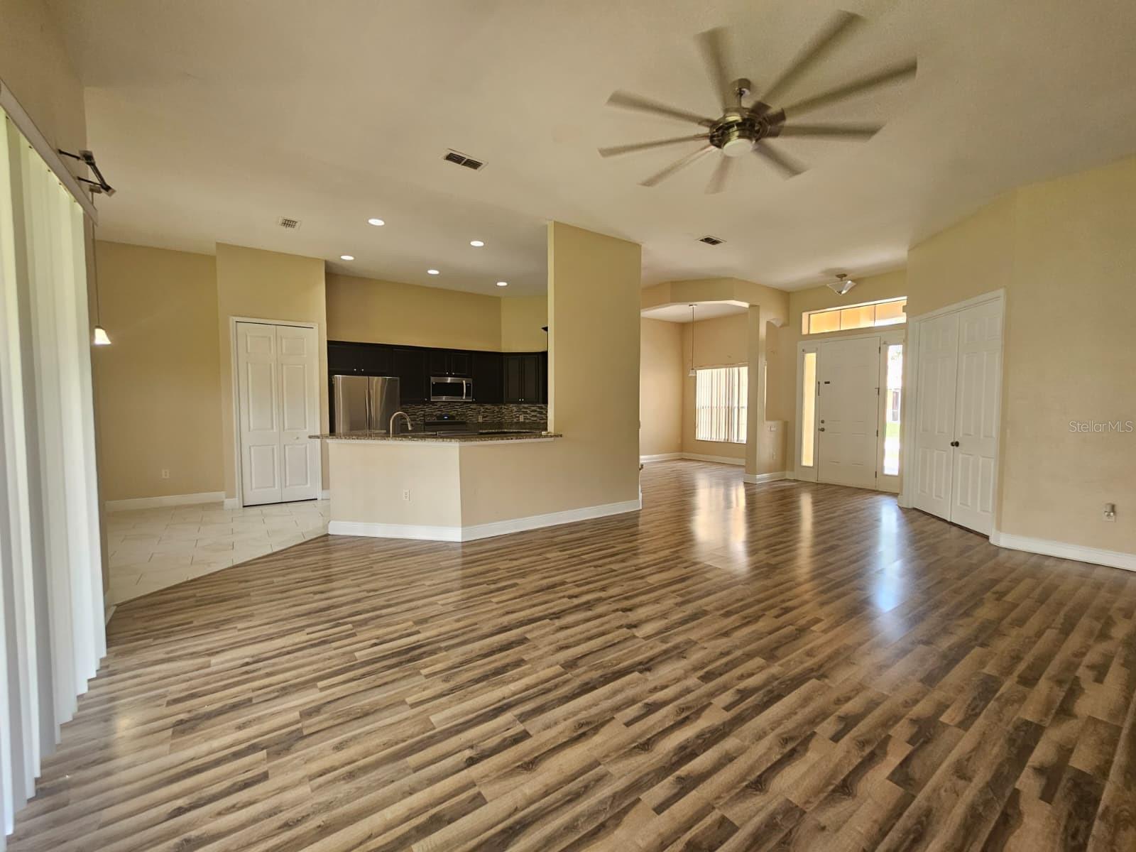 3834 GOLDEN FEATHER WAY
