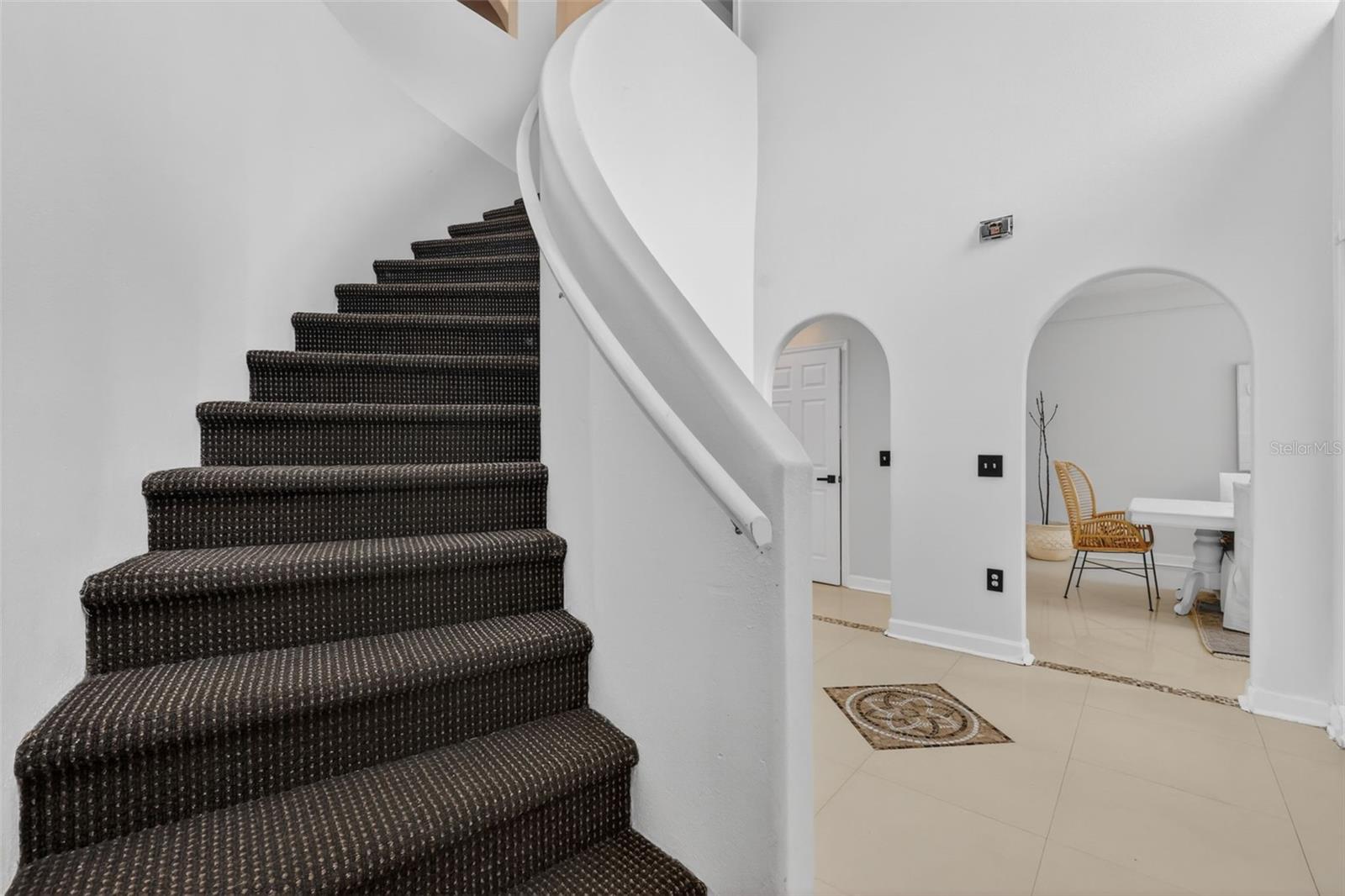 COUNTRY RIDGE - Residential