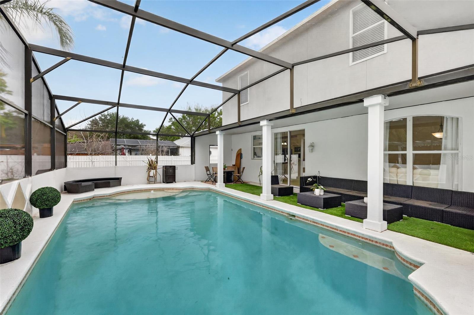 COUNTRY RIDGE - Residential