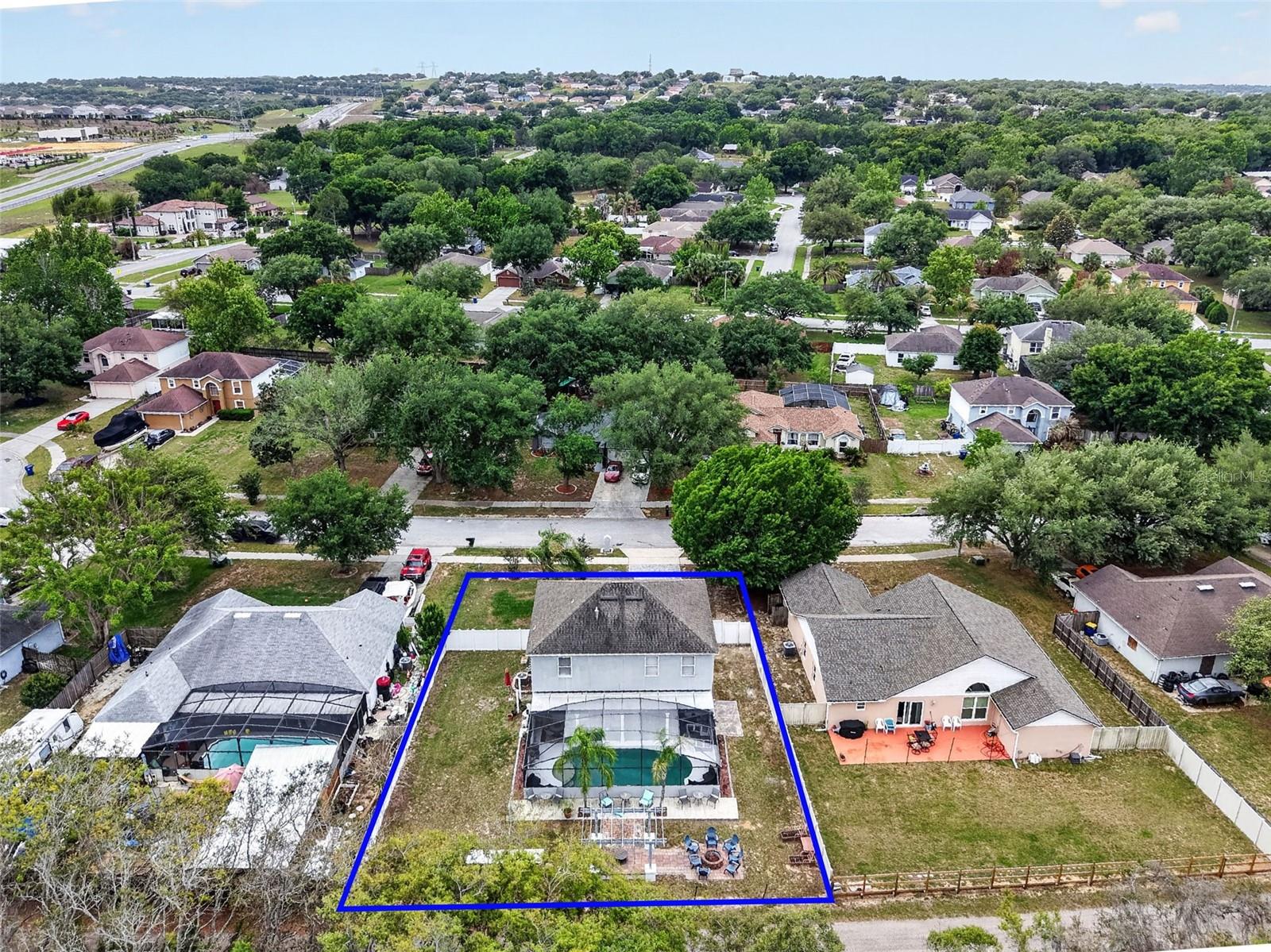 COUNTRY RIDGE - Residential