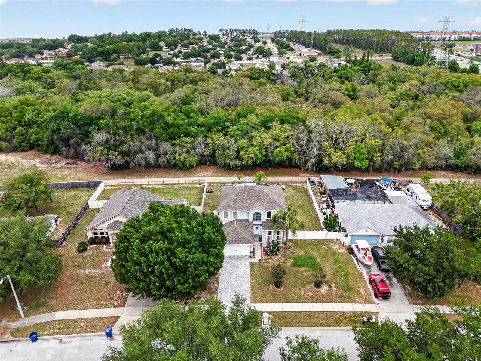 COUNTRY RIDGE - Residential