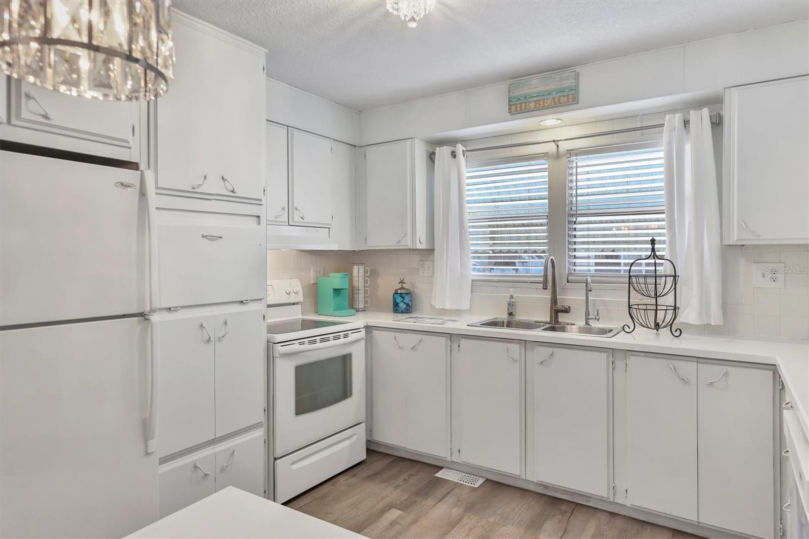 TIDEVUE ESTATES FIRST ADD - Residential