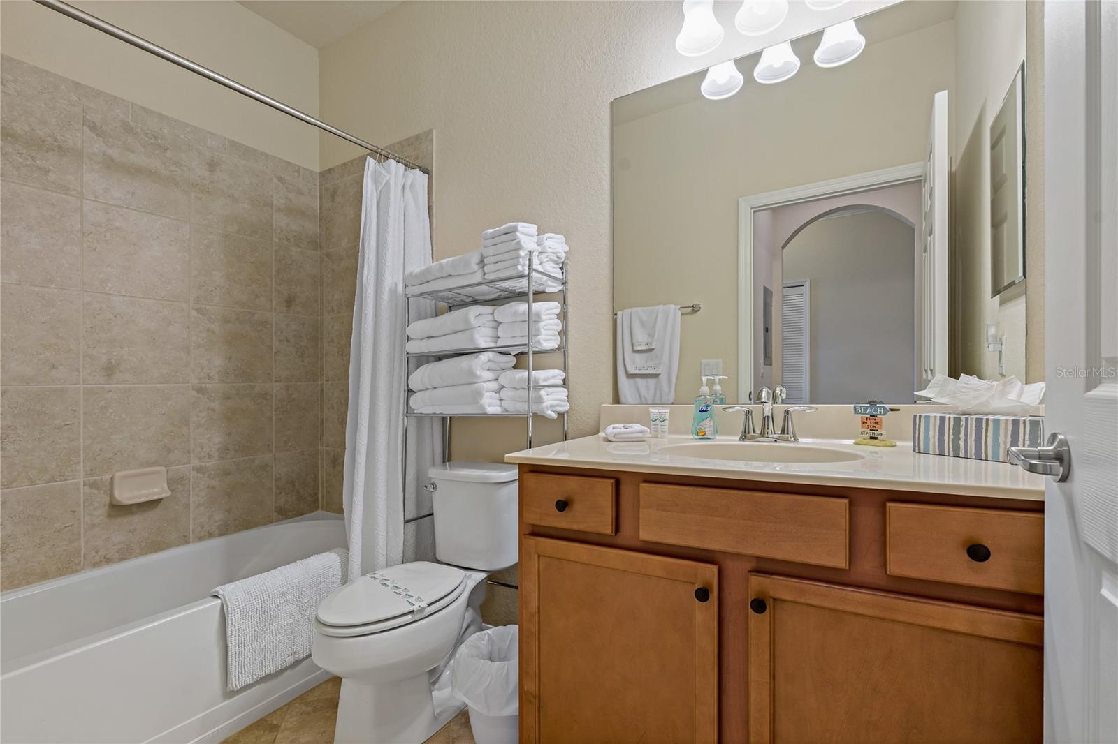 TERRACE IV AT RIVER STRAND PH II - Residential Lease