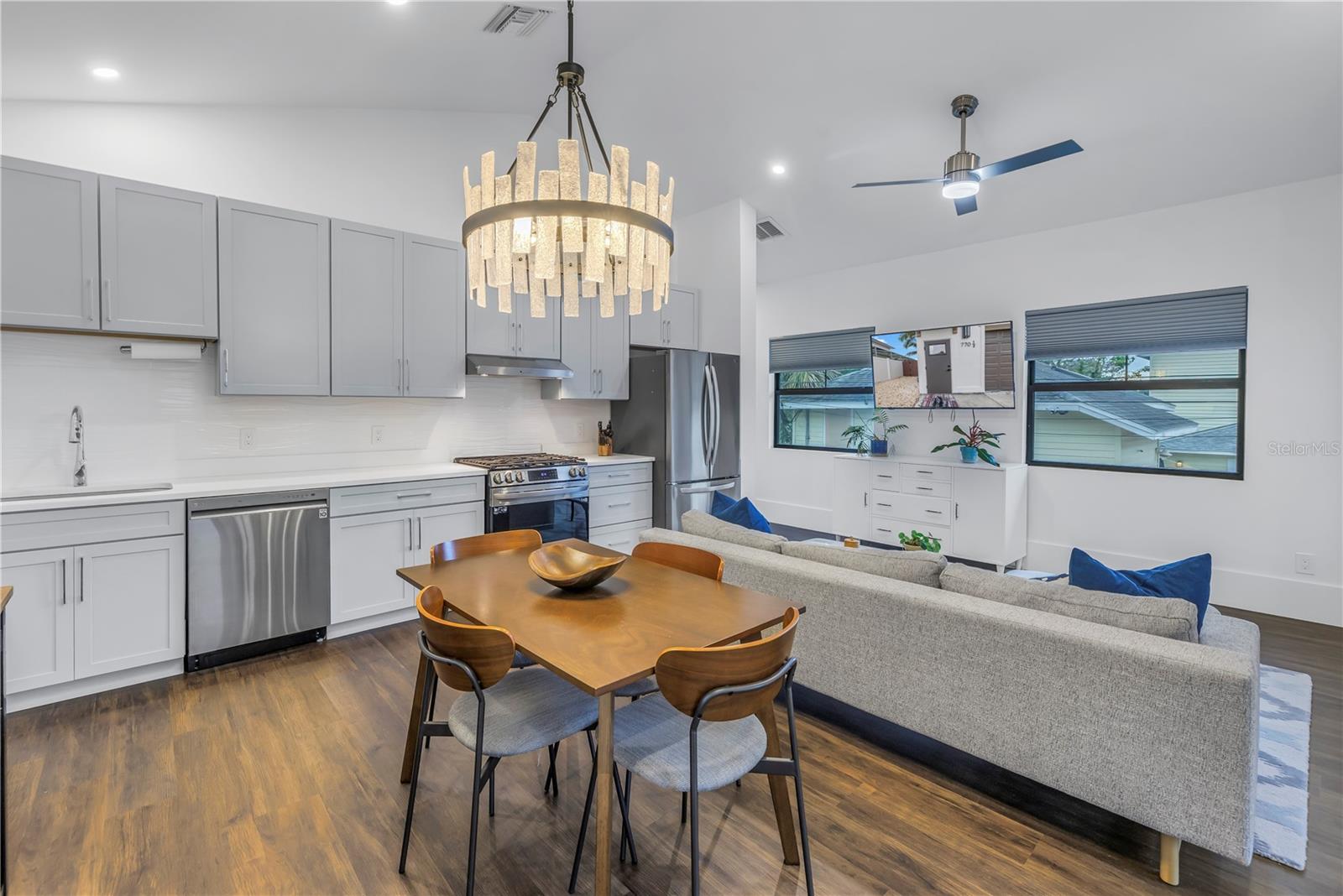 SPRING HILL REV - Residential