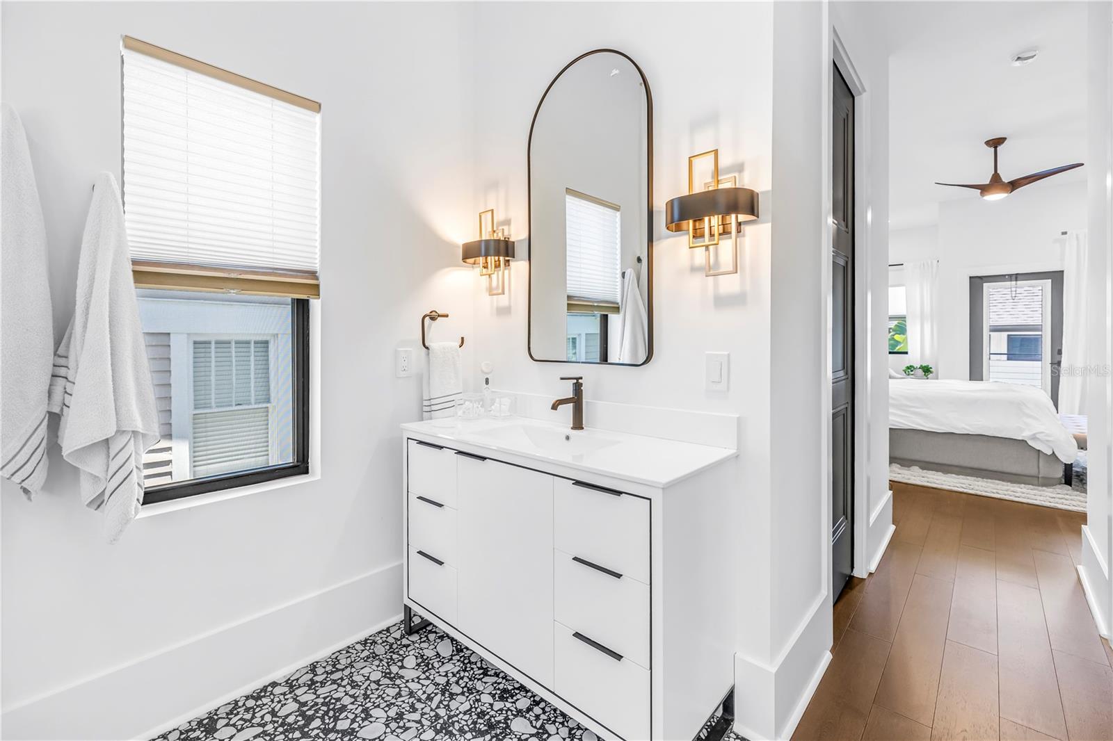 SPRING HILL REV - Residential