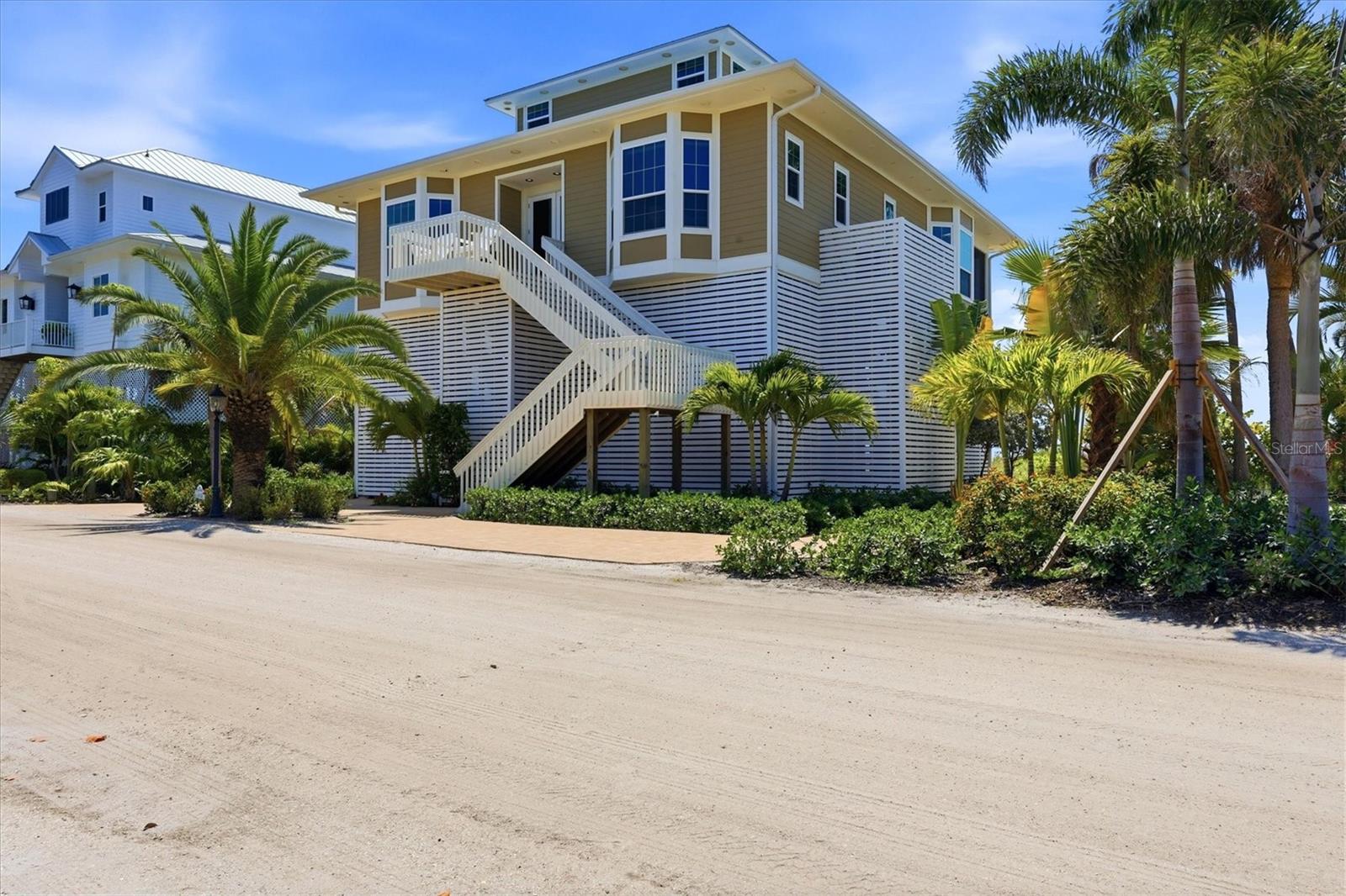 6950 PALM ISLAND DRIVE