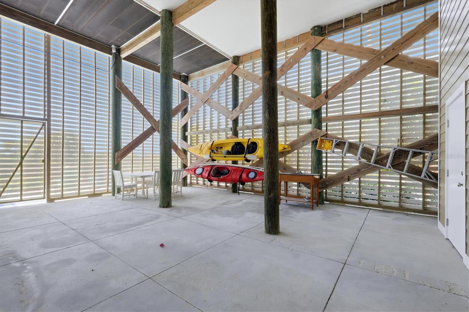 ISLAND HARBOR BEACH CLUB SEC 01 - Residential