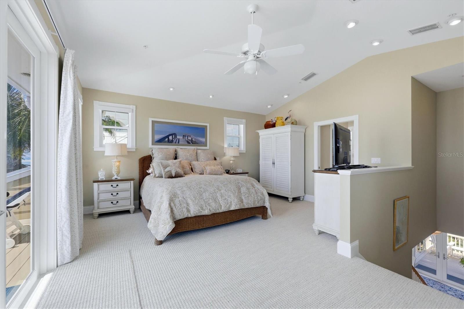 ISLAND HARBOR BEACH CLUB SEC 01 - Residential
