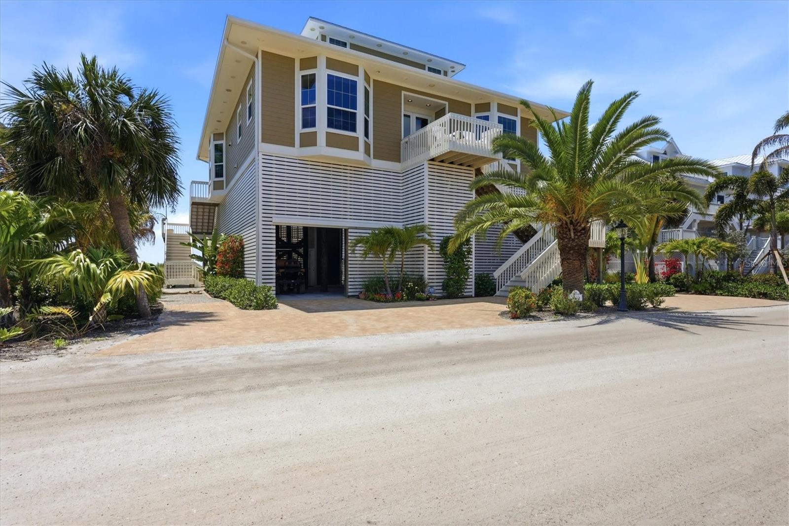 6950 PALM ISLAND DRIVE