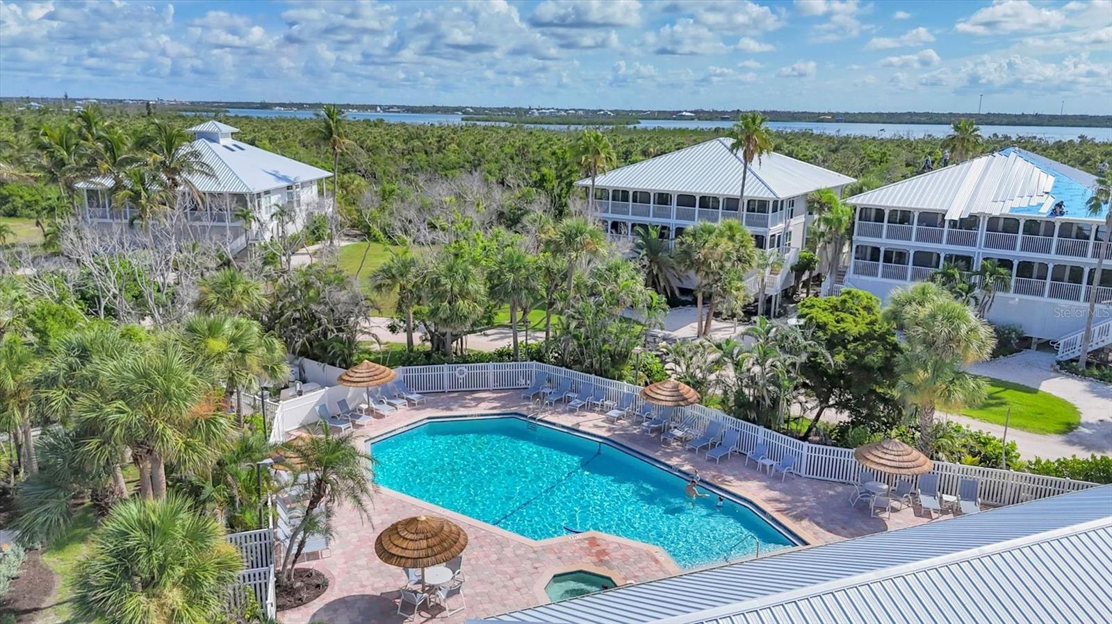 ISLAND HARBOR BEACH CLUB SEC 01 - Residential