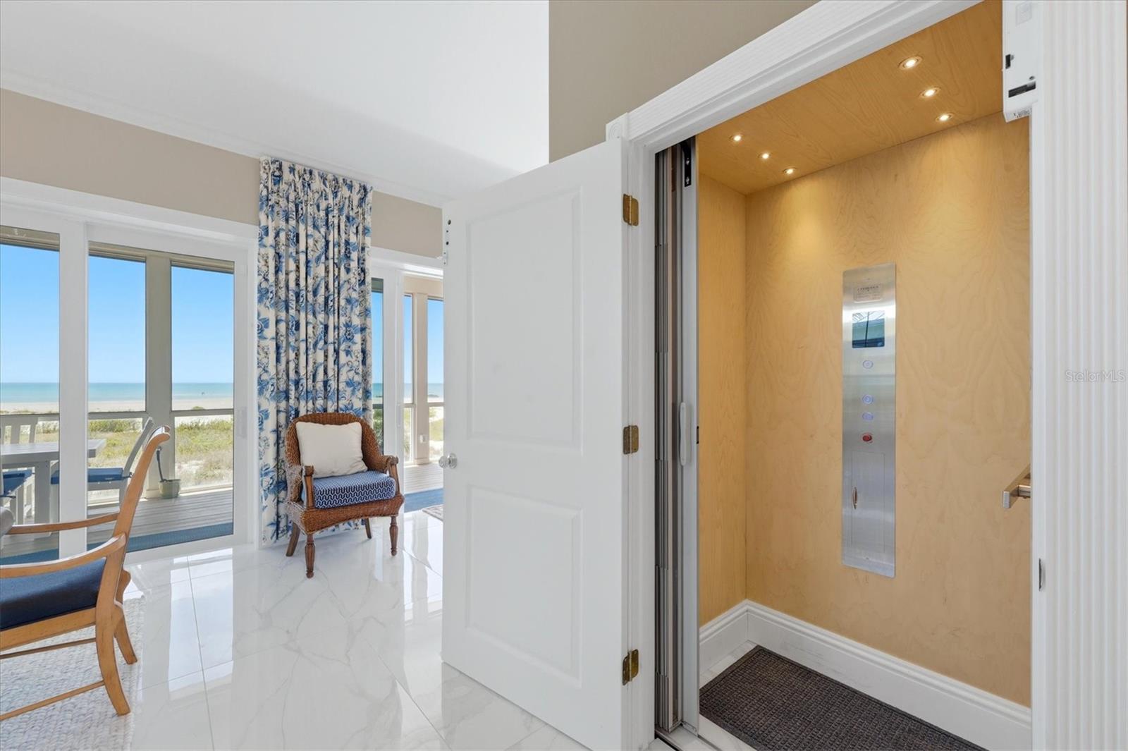ISLAND HARBOR BEACH CLUB SEC 01 - Residential