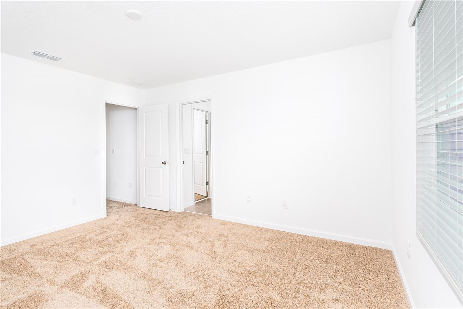 SPRING ISLE PALMS - Residential