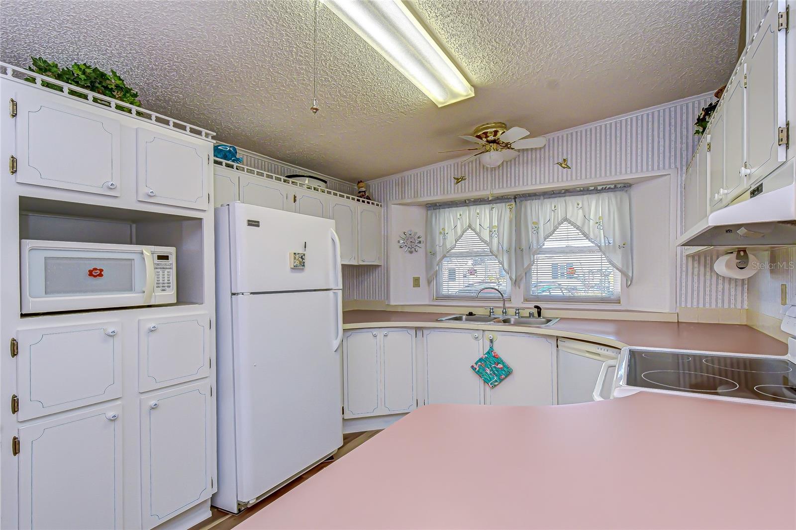 TIMBER LAKE ESTATES - Residential