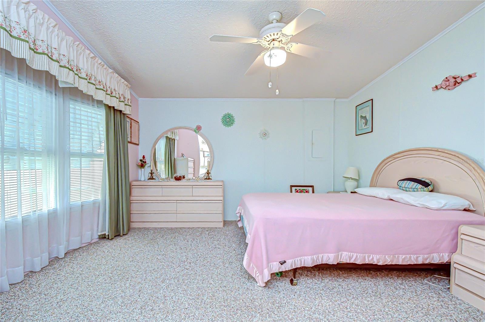 TIMBER LAKE ESTATES - Residential