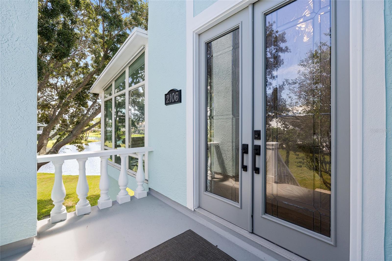 2106 PELICAN COURT