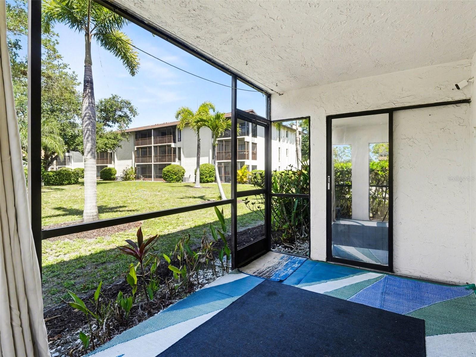 CROSSINGS - Residential