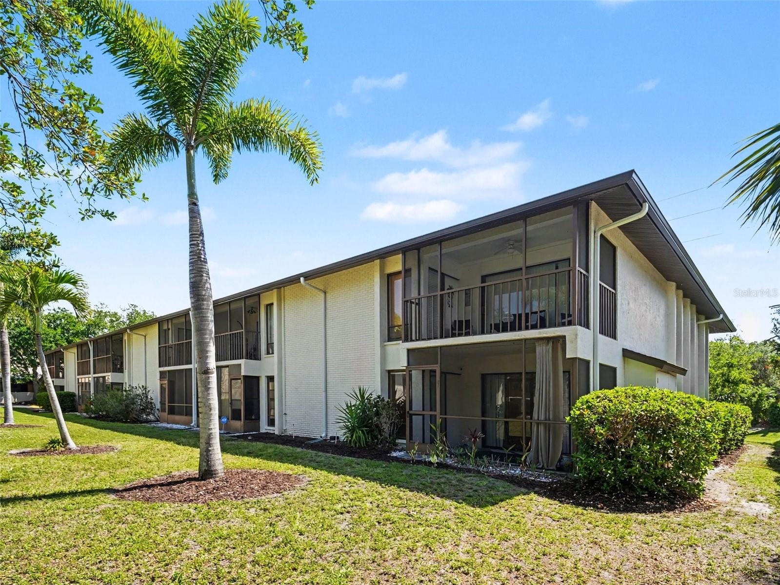 CROSSINGS - Residential