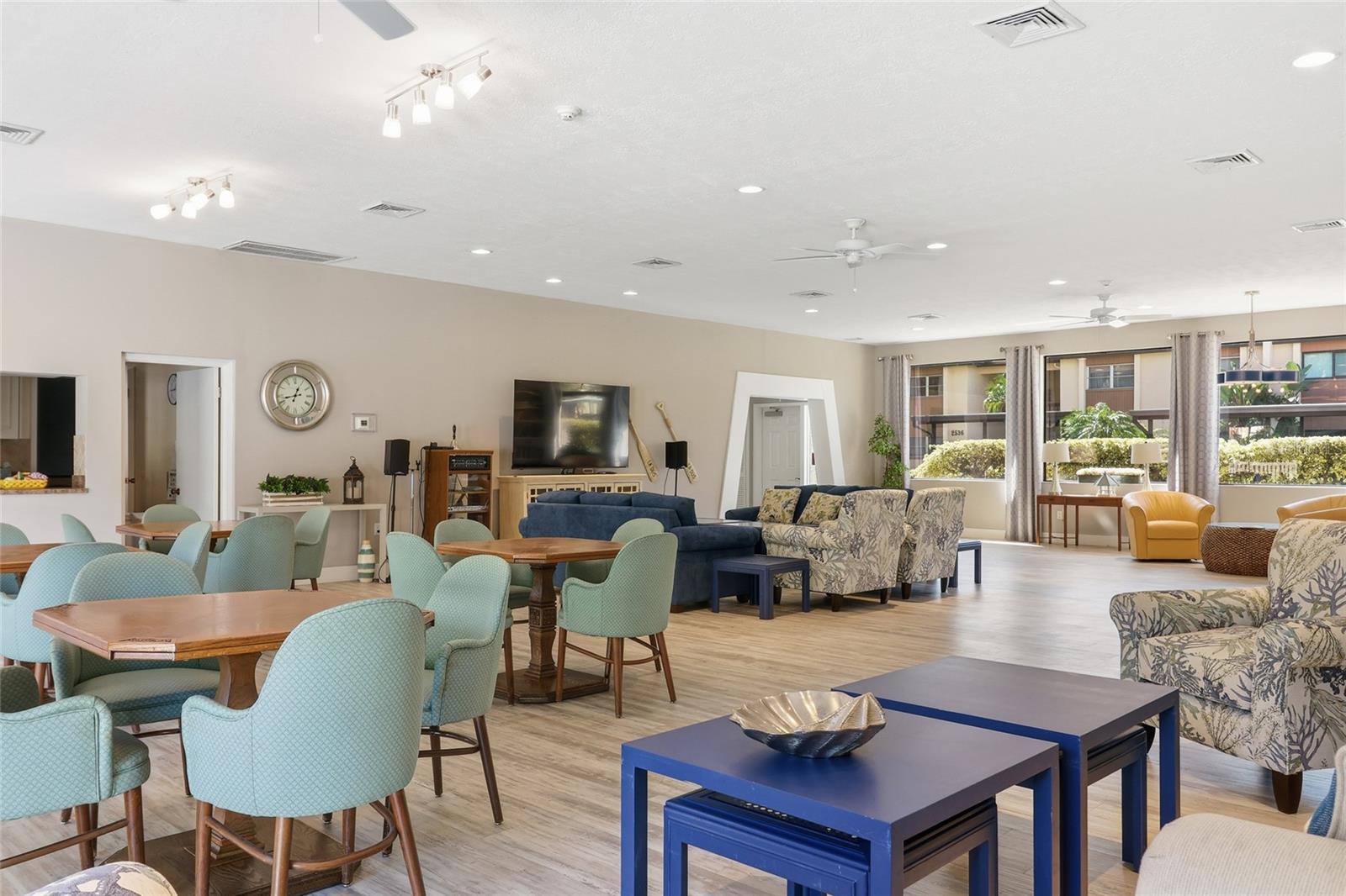 FOREST LAKES VILLAGE 1 - Residential