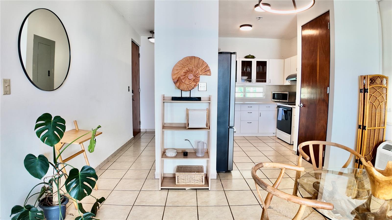 PELICAN REEF - Residential