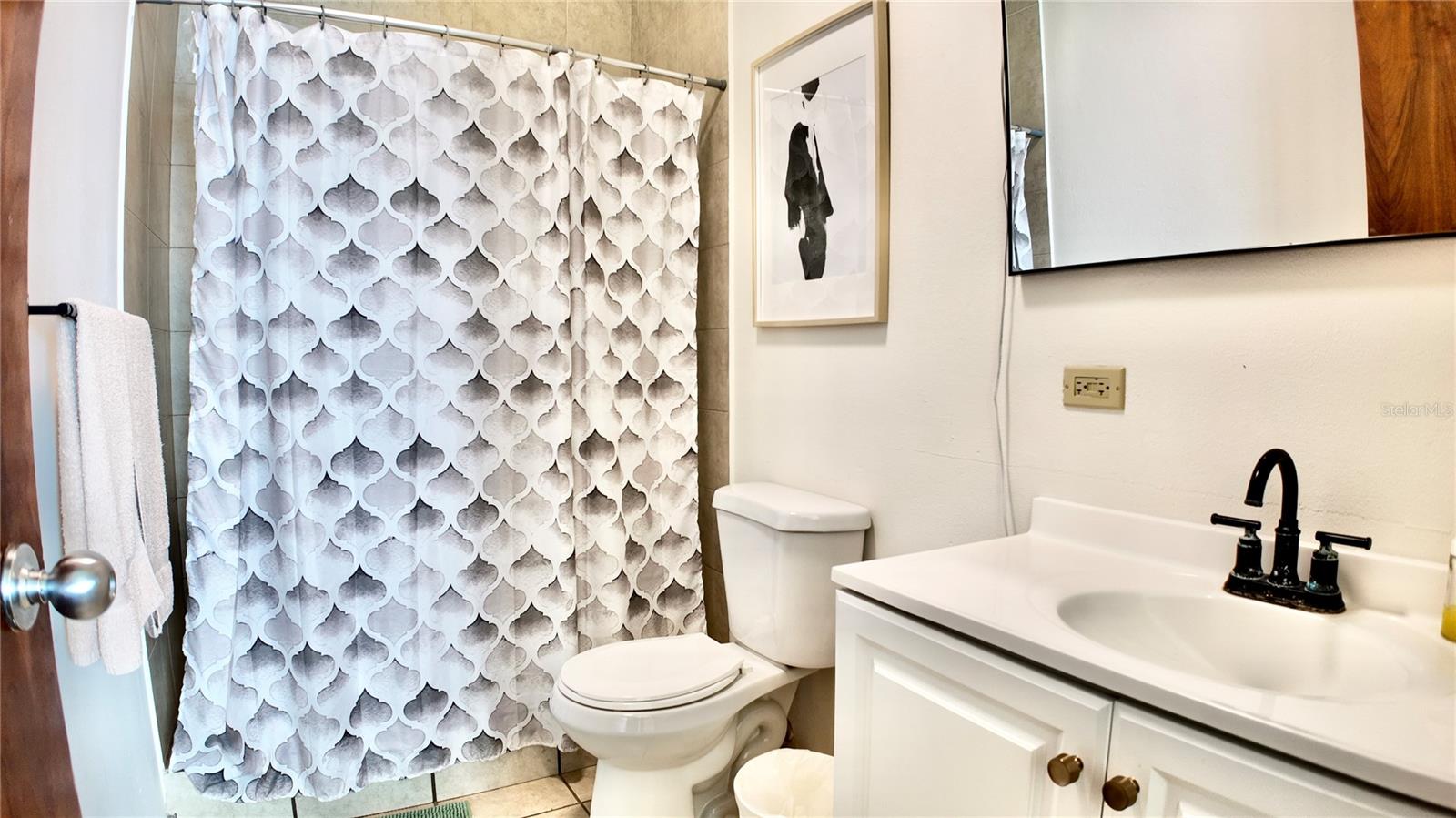 PELICAN REEF - Residential