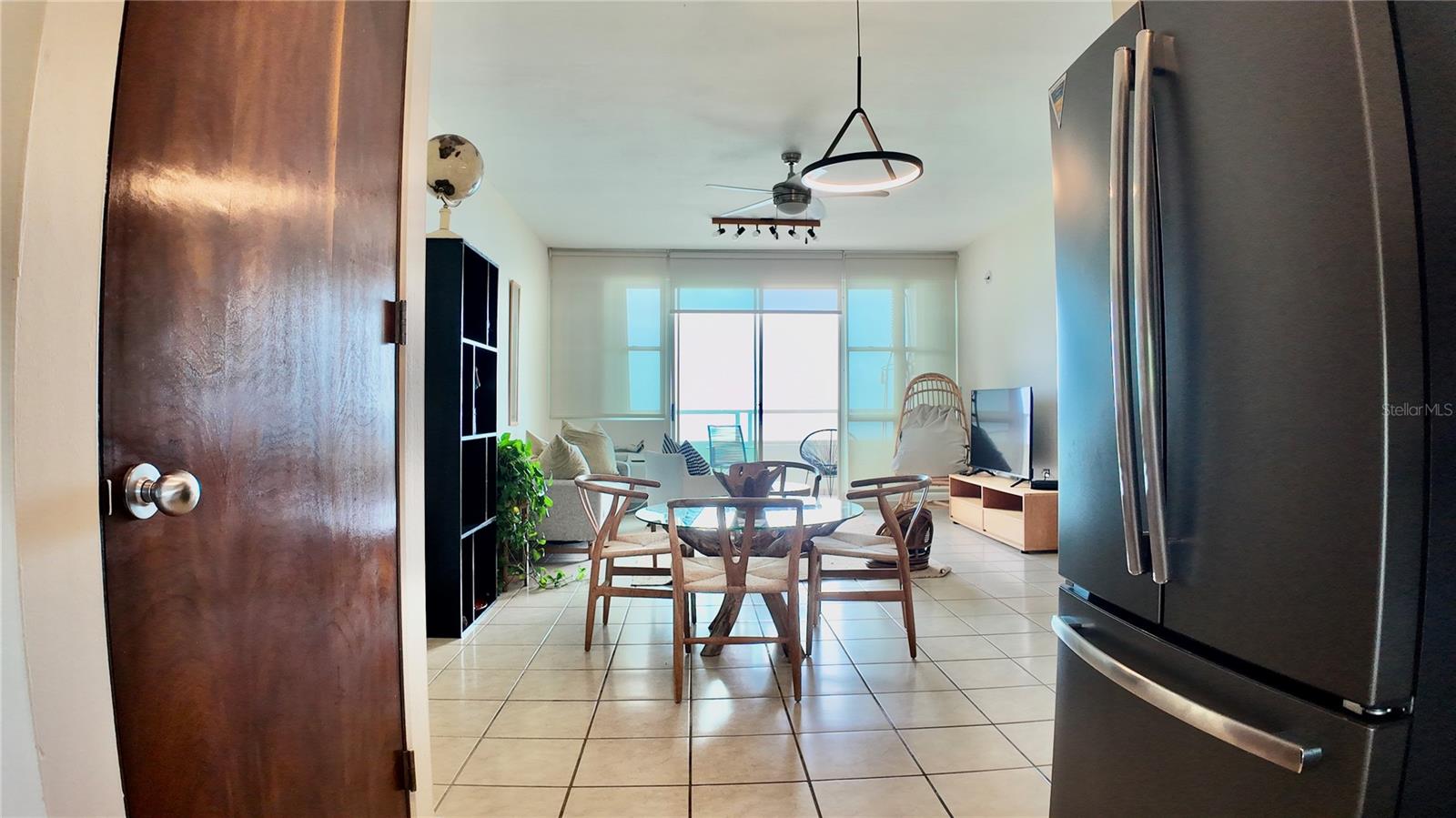 PELICAN REEF - Residential