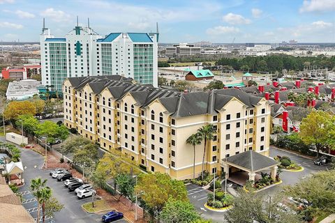 Condominium in ORLANDO FL 7601 CANADA AVENUE.jpg