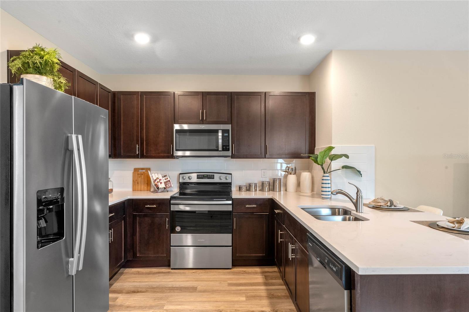 CAMPBELL CROSSINGS - Residential