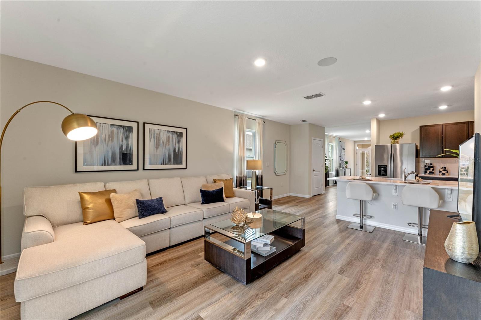 CAMPBELL CROSSINGS - Residential