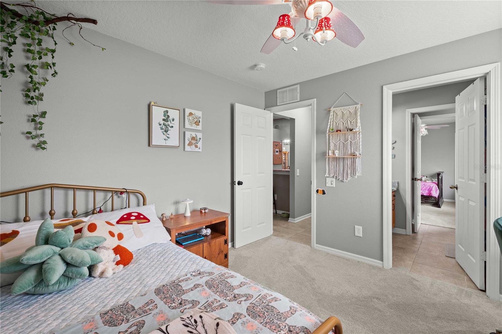 AVONDALE GROVES - Residential