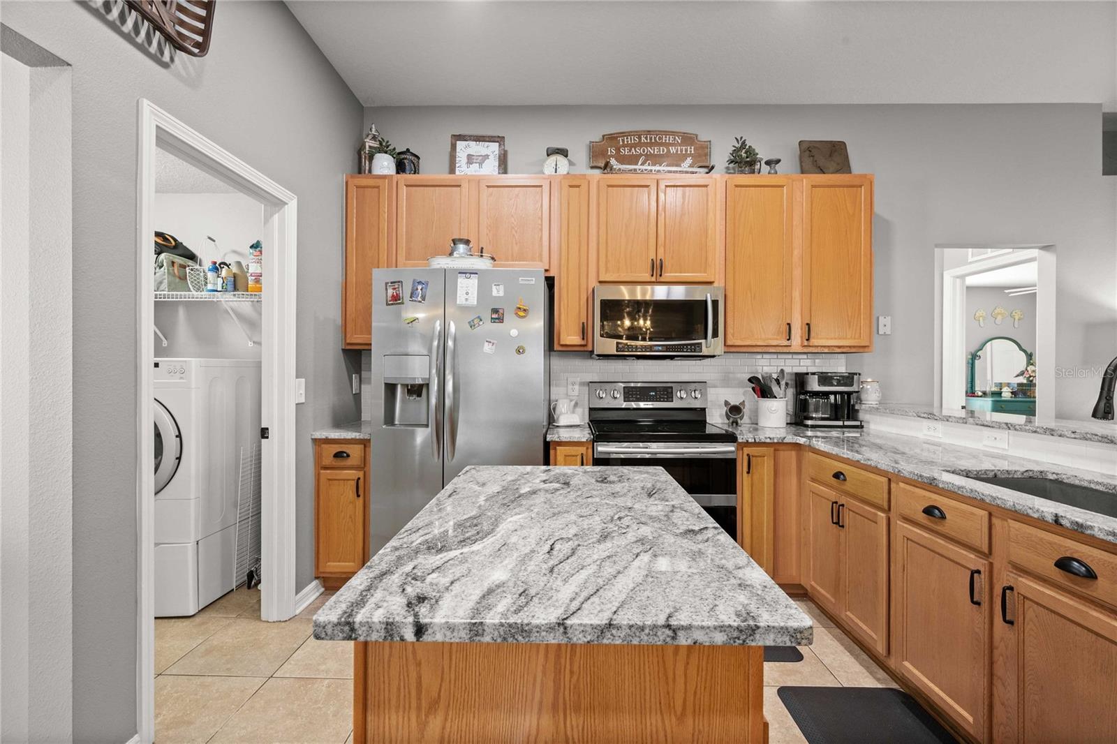 AVONDALE GROVES - Residential