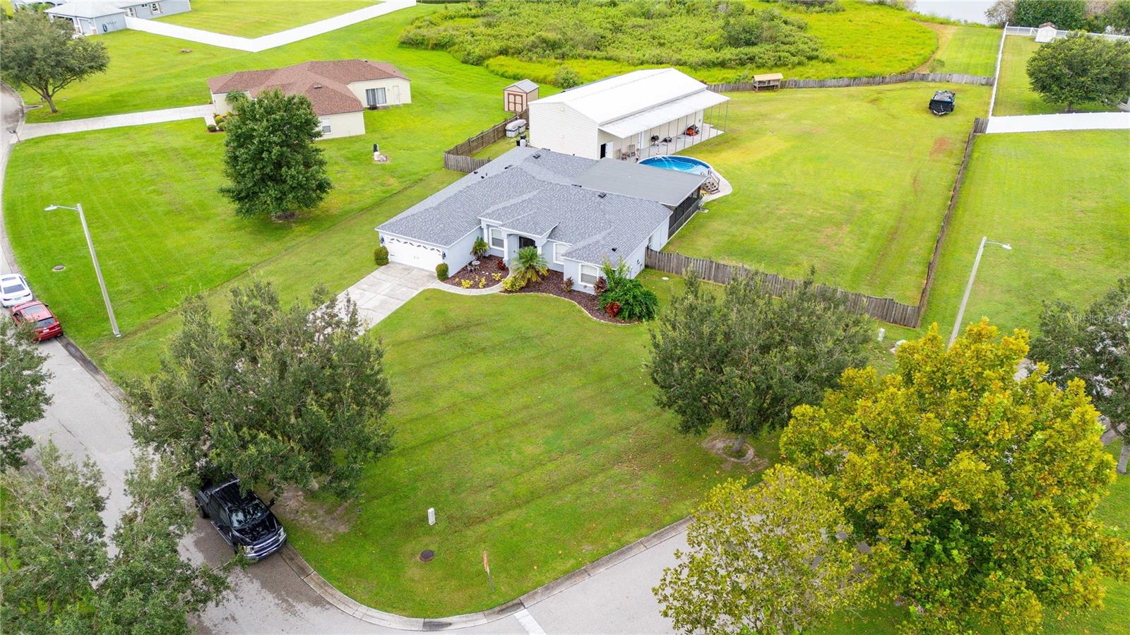 AVONDALE GROVES - Residential