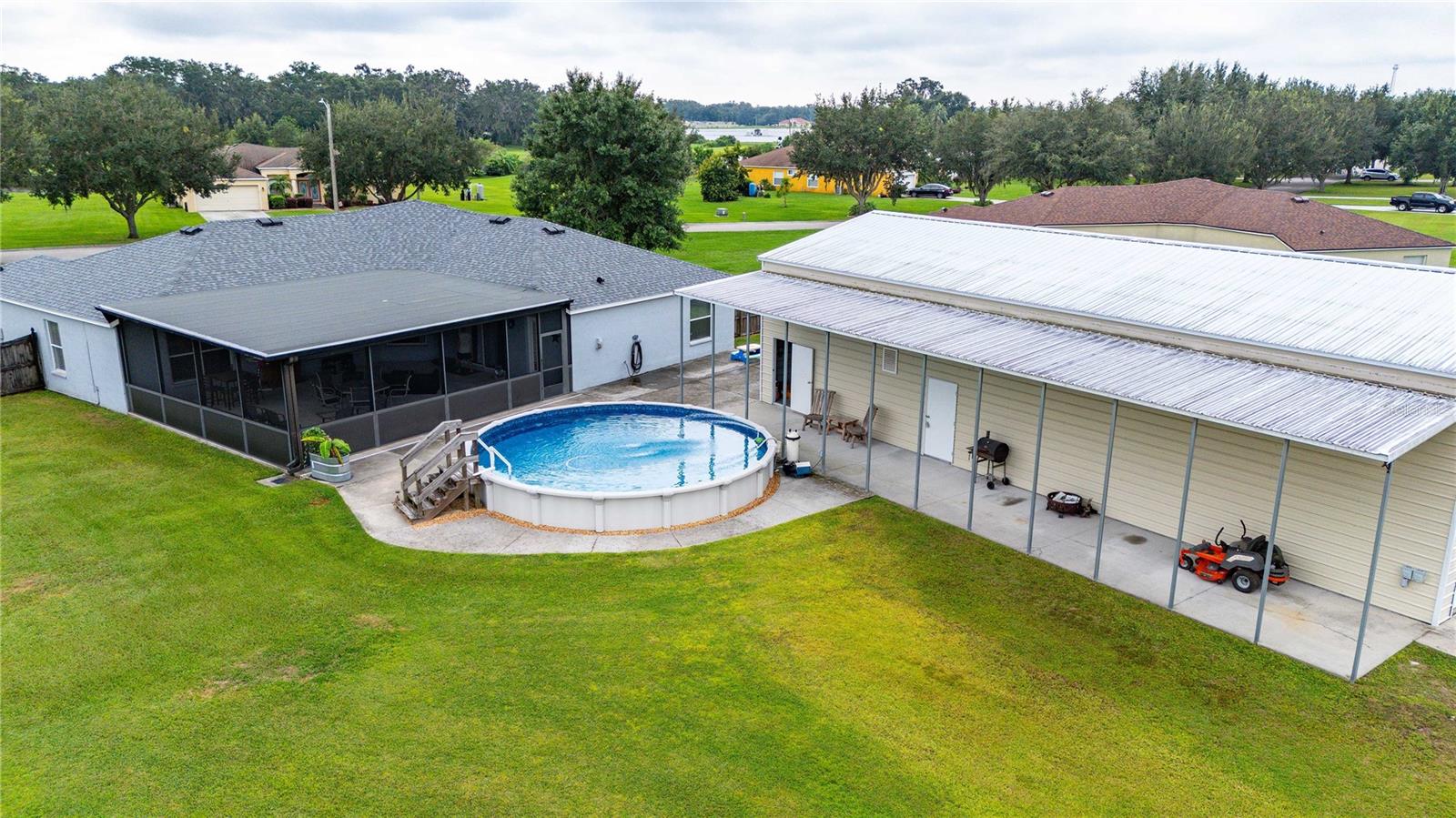 AVONDALE GROVES - Residential