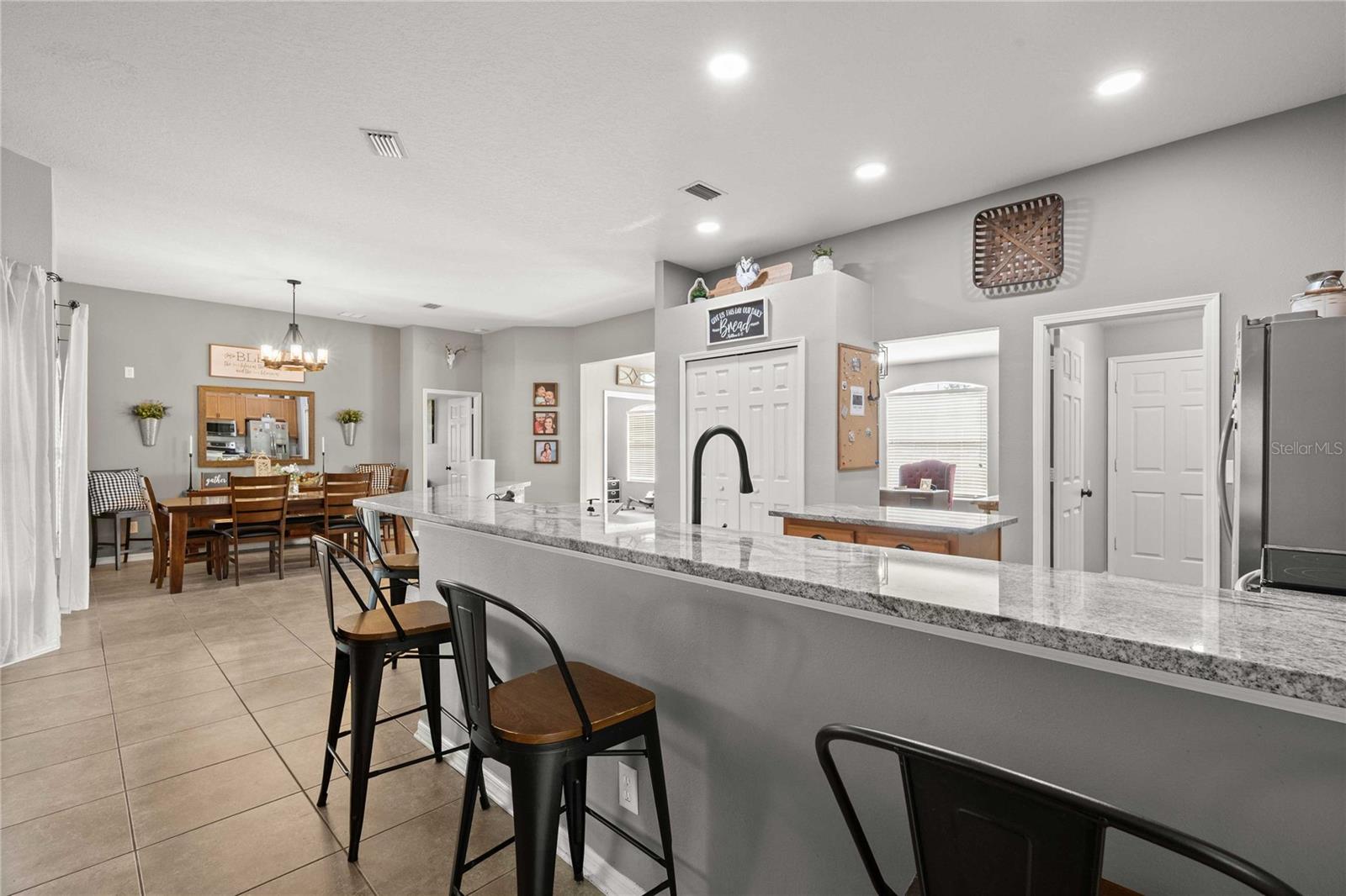 AVONDALE GROVES - Residential