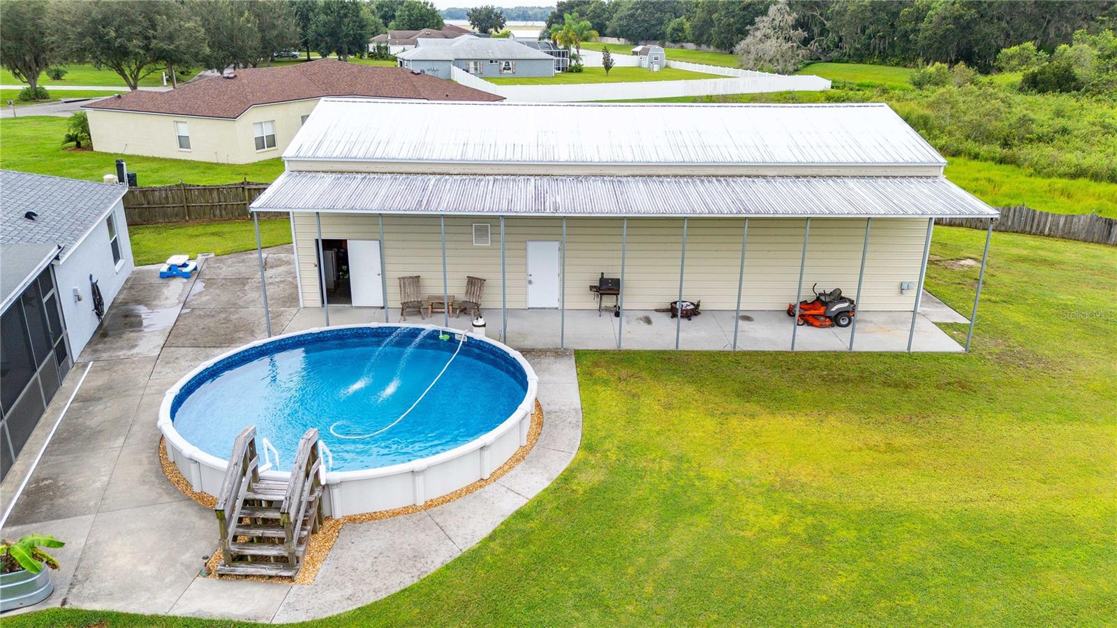 AVONDALE GROVES - Residential