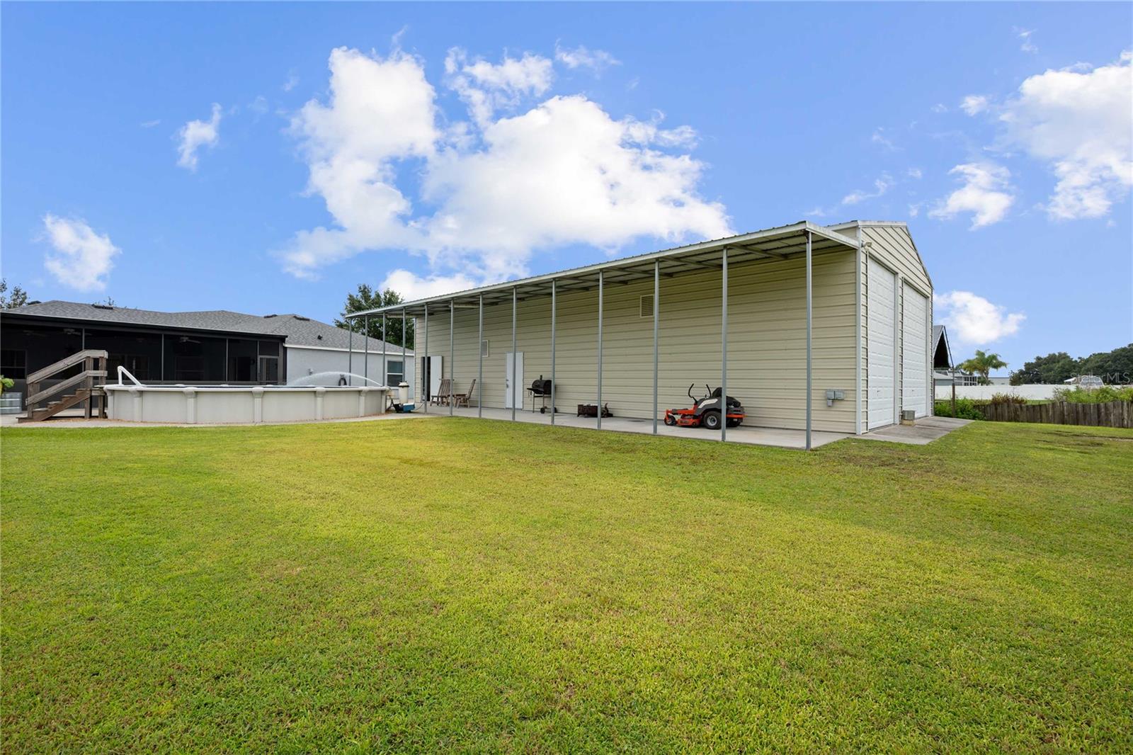 AVONDALE GROVES - Residential