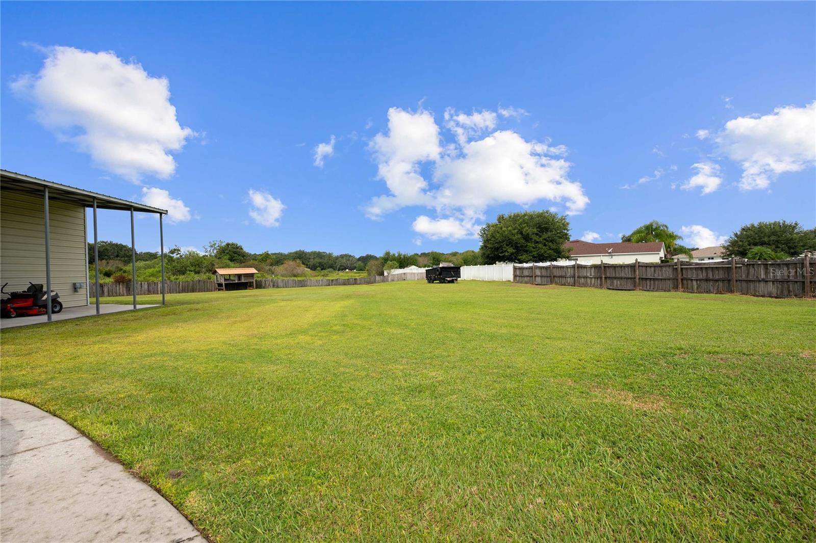 AVONDALE GROVES - Residential